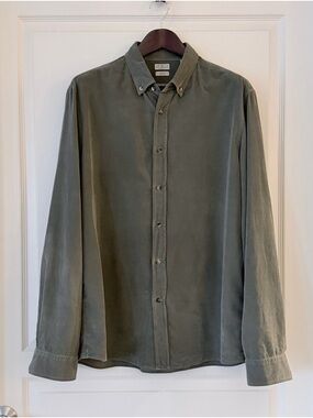 Men's Button-Down Corduroy Shirt in Olive Green